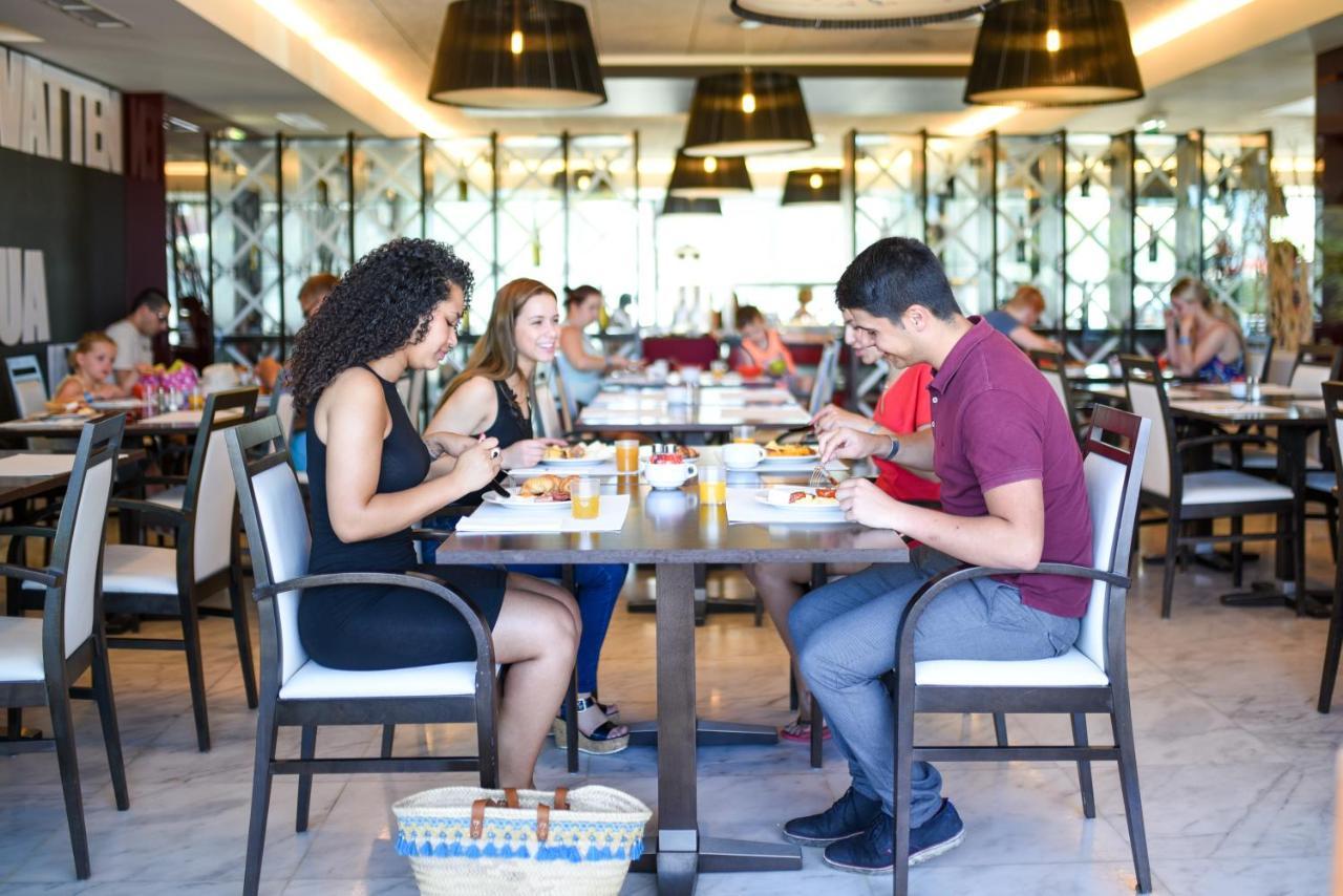 קווארטיירה Aquashow Park Hotel מראה חיצוני תמונה