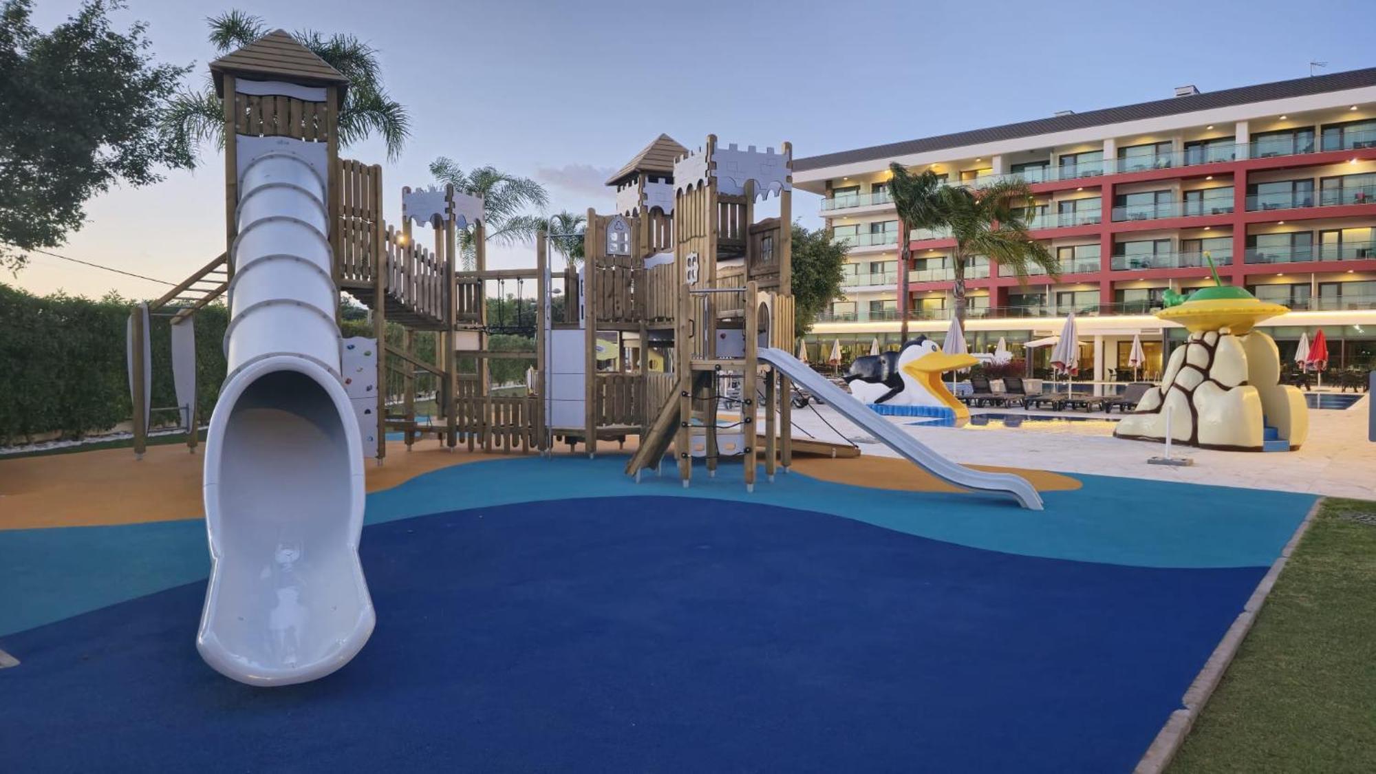 קווארטיירה Aquashow Park Hotel מראה חיצוני תמונה